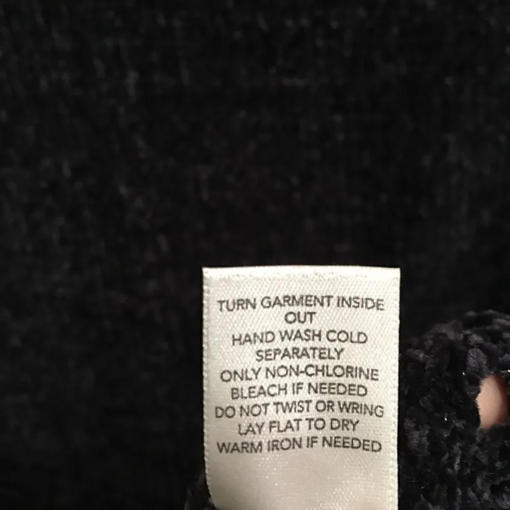 Christopher & Banks crew neck knit sweater S‎